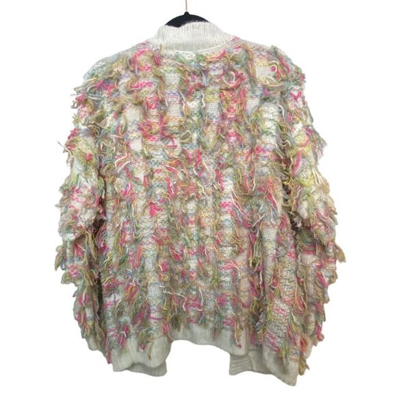 Fun fringe Sweater   - Picture 2 of 4